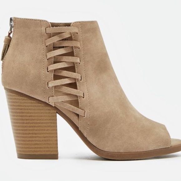 JustFab Tan faux suede bootie heel Size 10 - Picture 1 of 5